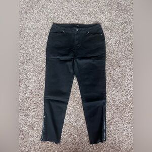 LIKE‎ NEW Mod X Black Skinny Jeans w Zipper Detail